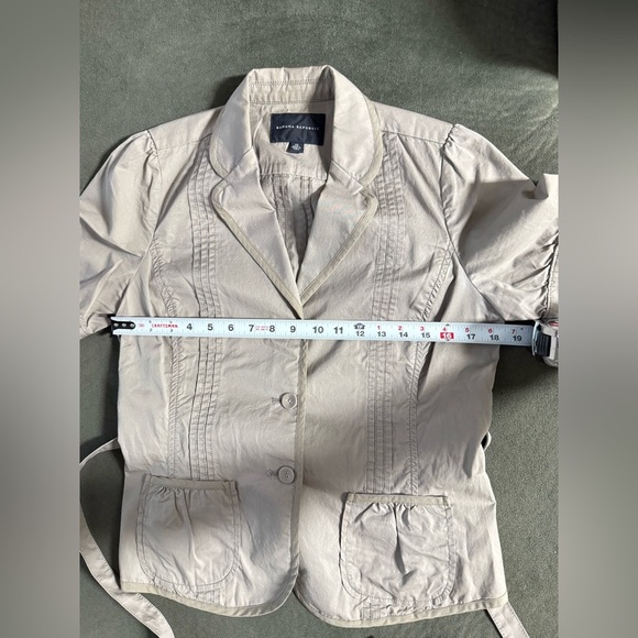 Banana Republic Belted Short Sleeve Jacket - Picture 6 of 8